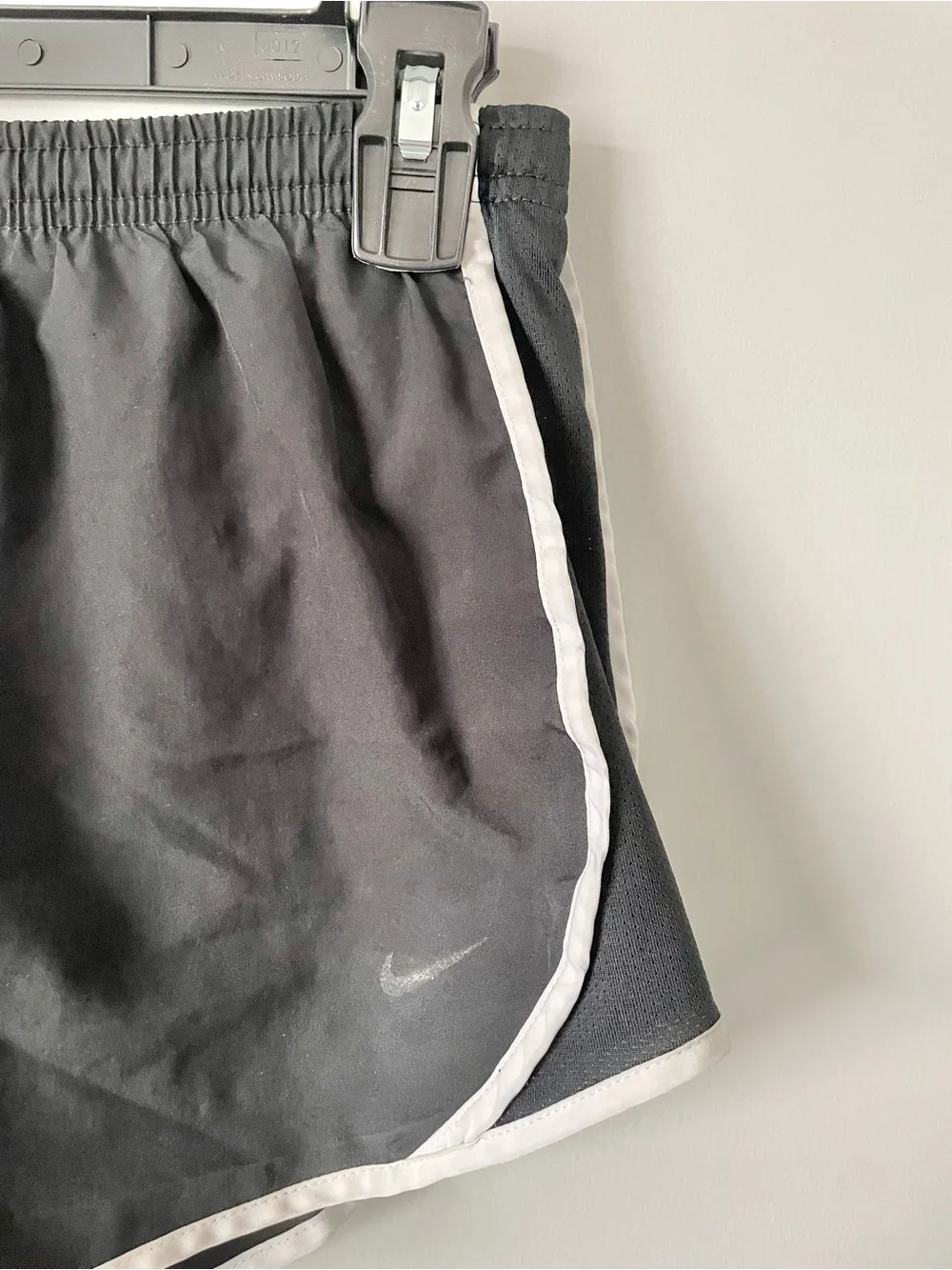 Nike Lined Running Shorts Athletic Gym Training Black White 4” inseam Women's L - Picture 2 of 6